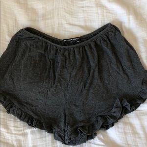 BRANDY MELVILLE SHORTS